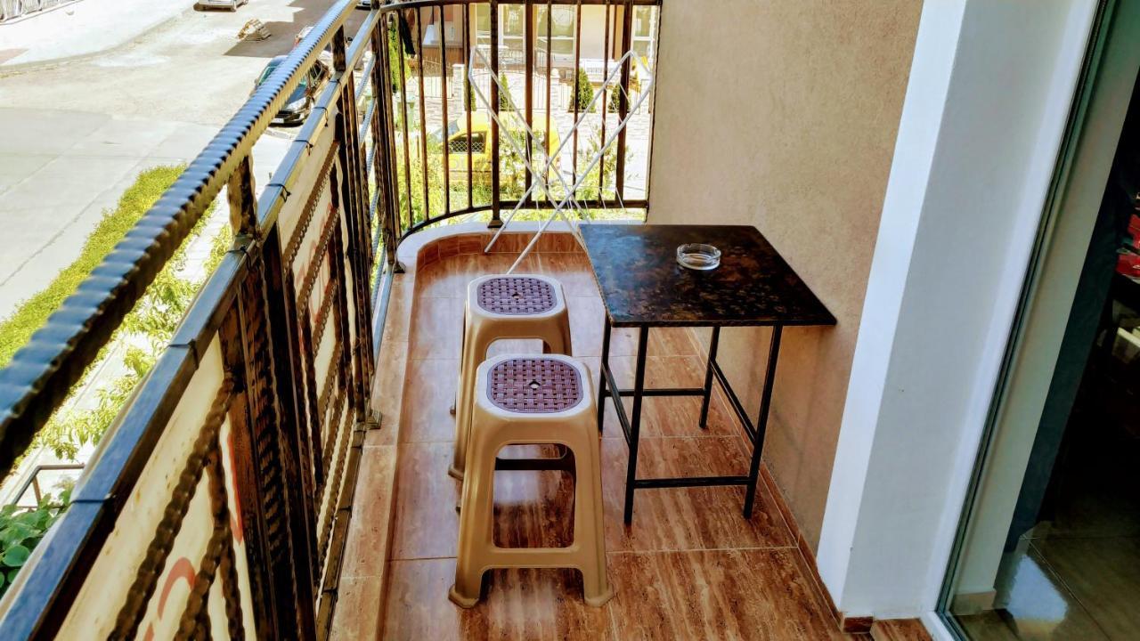 Dracena Guesthouse Ravda ภายนอก รูปภาพ