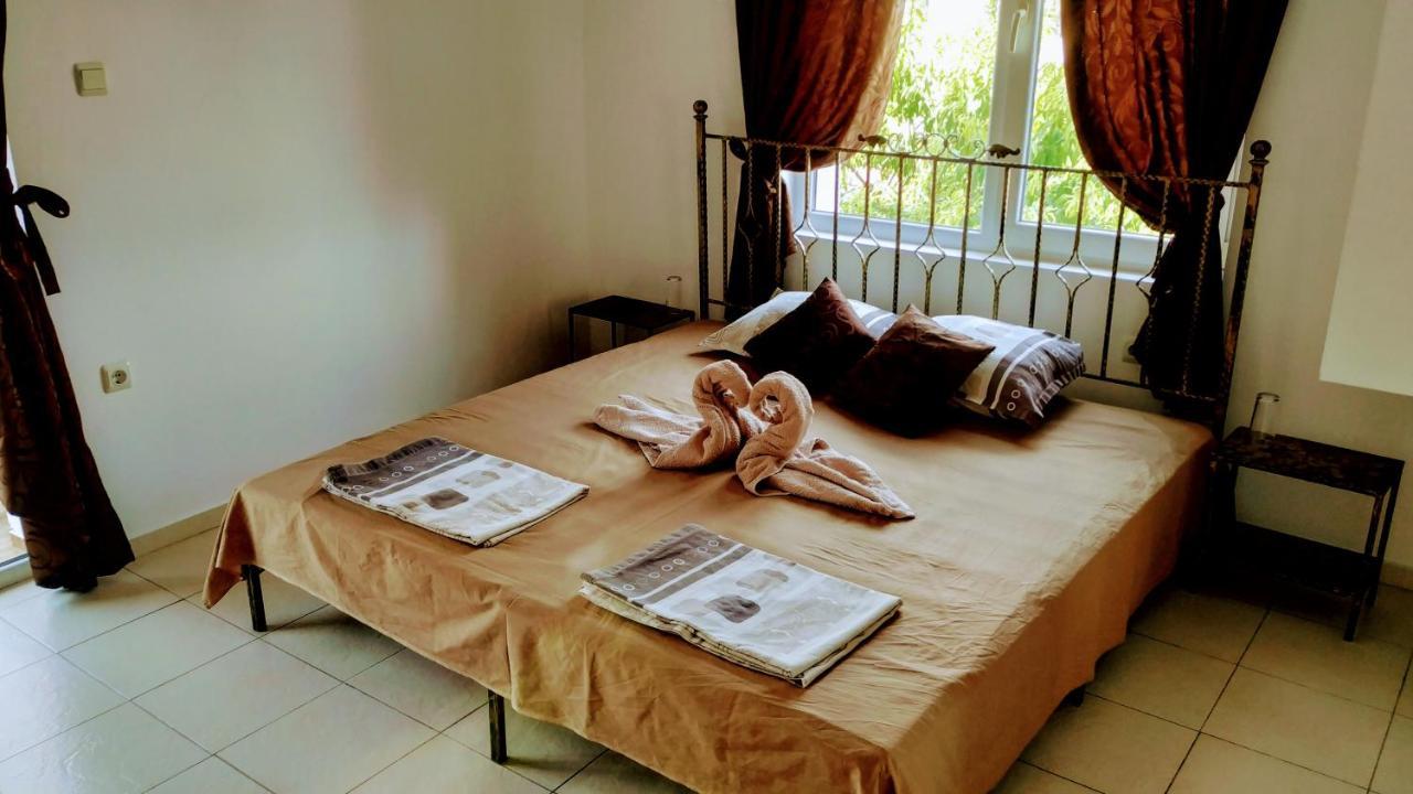 Dracena Guesthouse Ravda ภายนอก รูปภาพ