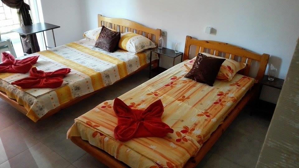 Dracena Guesthouse Ravda ภายนอก รูปภาพ
